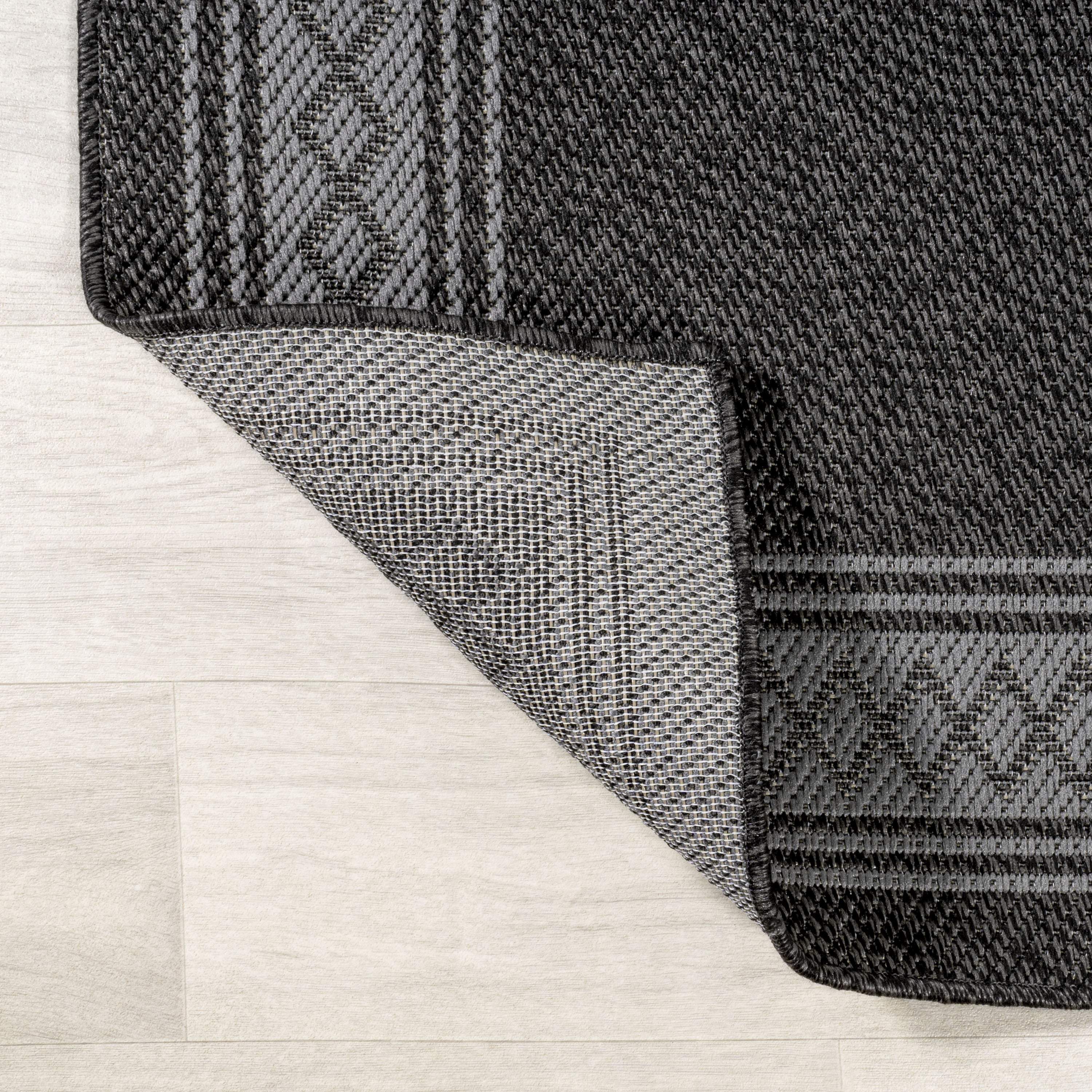 8' Black And Gray Indoor Outdoor Runner Rug - GreatEagleInc