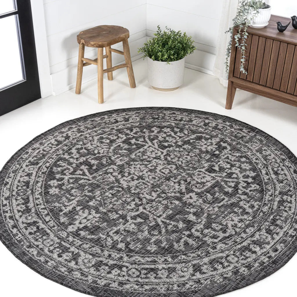 8' Black And Gray Round Medallion Indoor Outdoor Area Rug Homeroots Outdoor