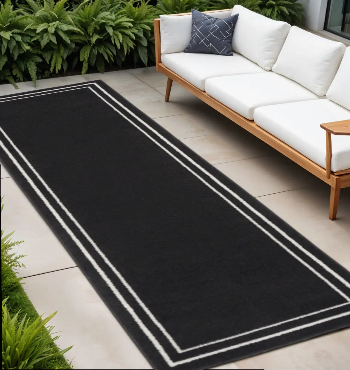8' Black And Ivory Indoor Outdoor Runner Rug Homeroots Outdoor