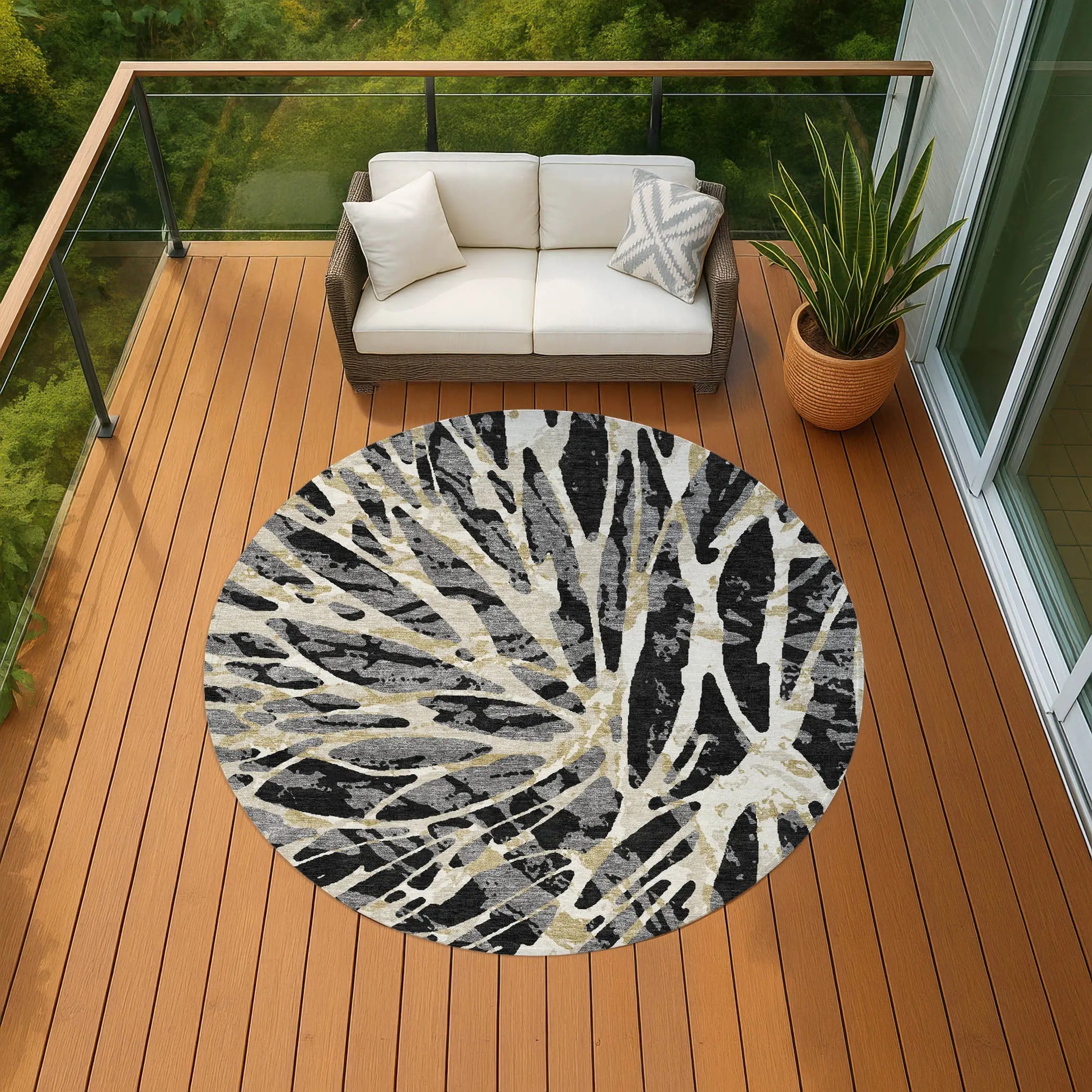 8' Black And Ivory Round Abstract Washable Indoor Outdoor Area Rug Homeroots Outdoor