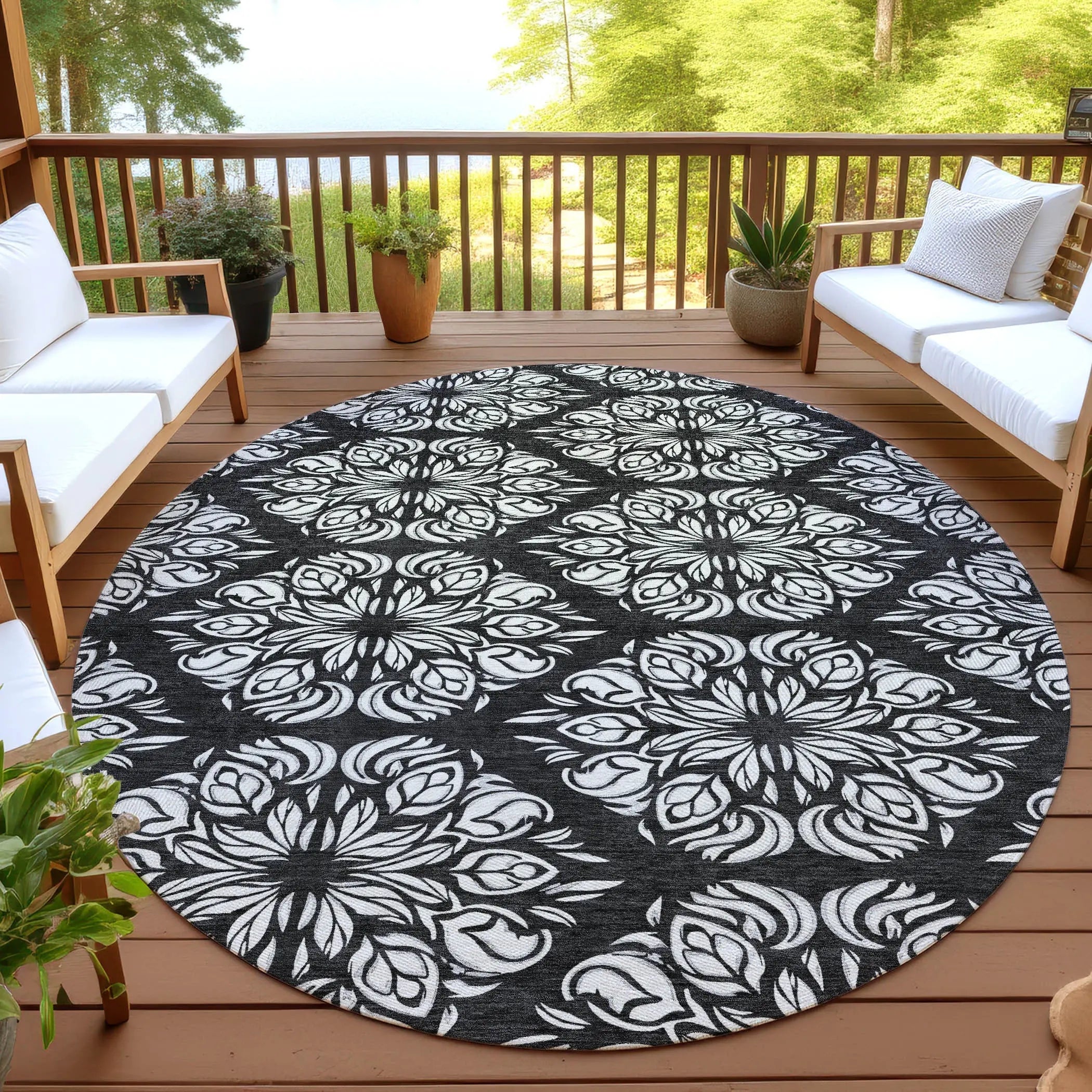 8' Black And Ivory Round Damask Washable Indoor Outdoor Area Rug Homeroots Outdoor