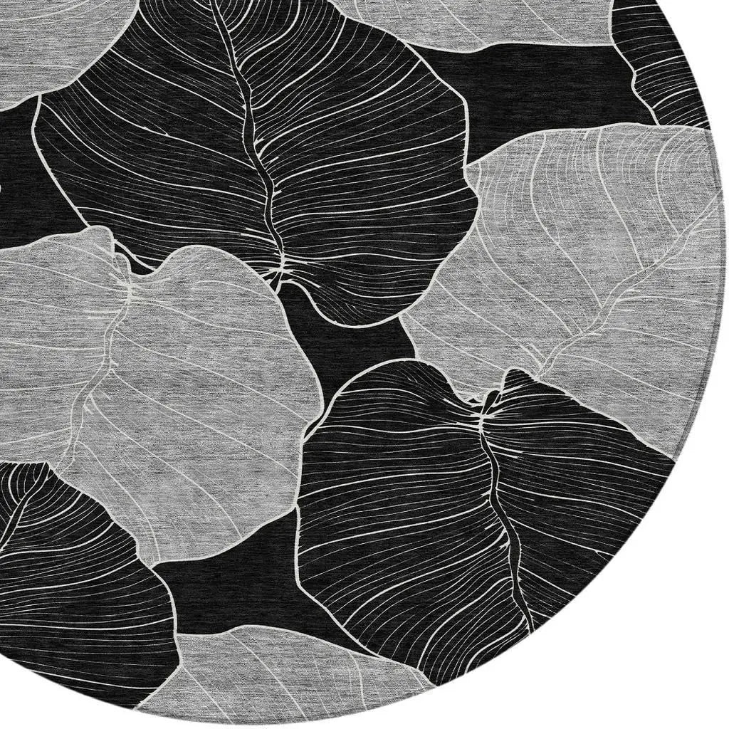 8' Black And Ivory Round Floral Washable Indoor Outdoor Area Rug Homeroots Outdoor