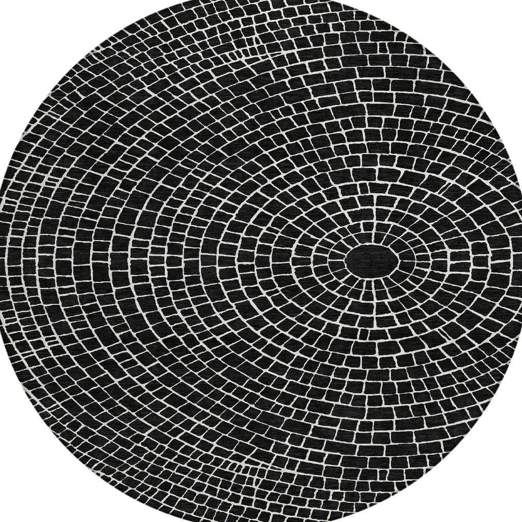 8' Black And Ivory Round Geometric Washable Indoor Outdoor Area Rug Homeroots Outdoor