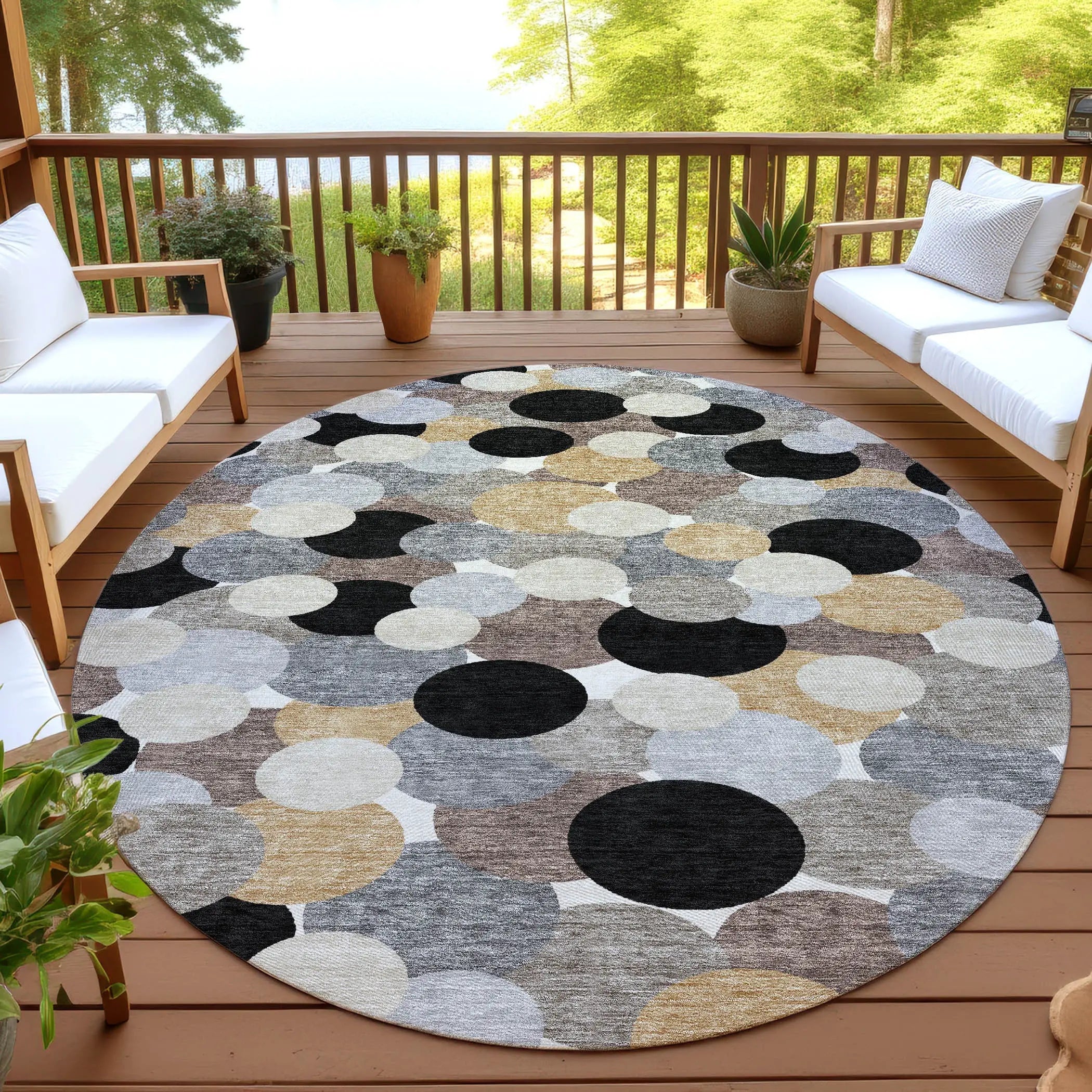 8' Black And Ivory Round Geometric Washable Indoor Outdoor Area Rug Homeroots Outdoor