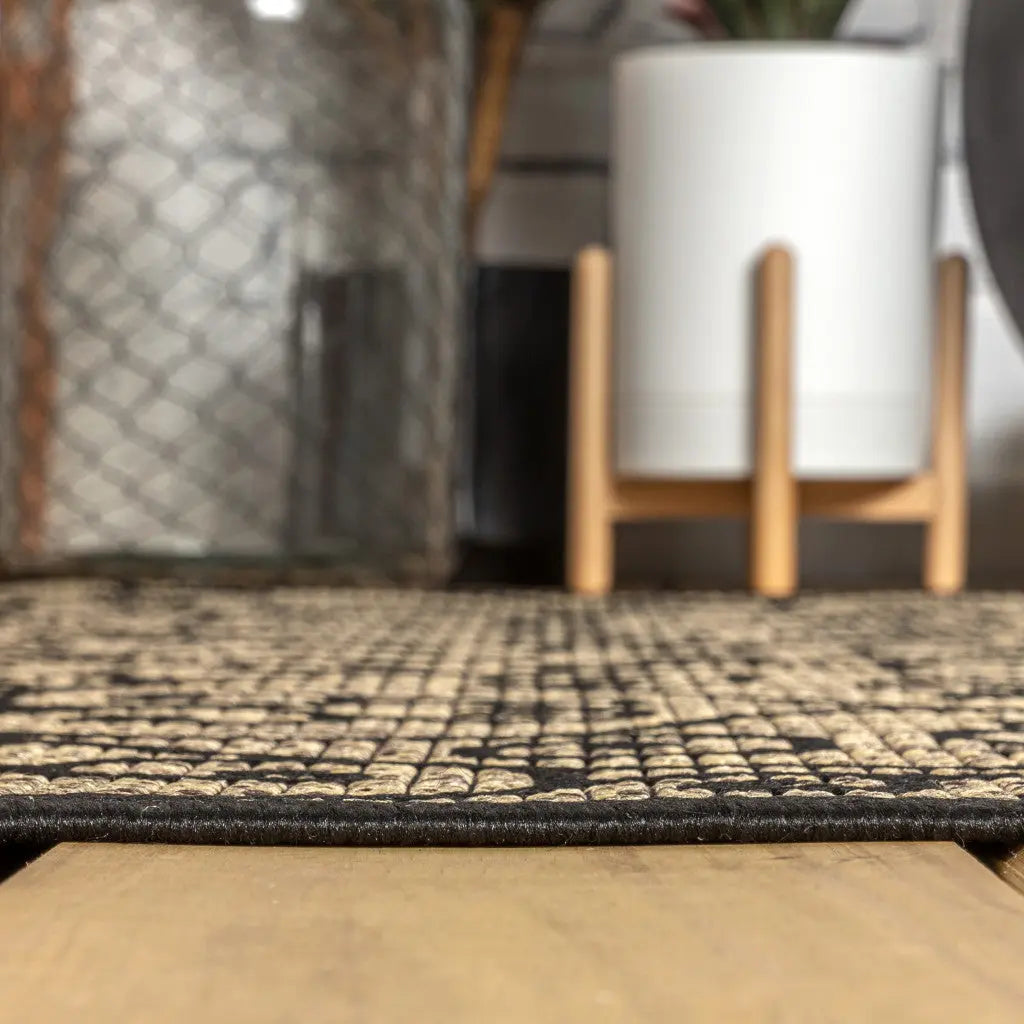 8' Black And Khaki Square Geometric Indoor Outdoor Area Rug Homeroots Outdoor