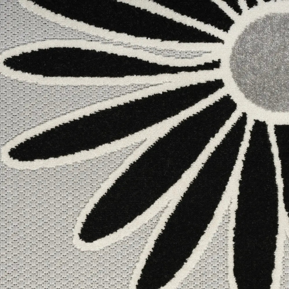 8' Black And White Floral Indoor Outdoor Runner Rug Homeroots Outdoor