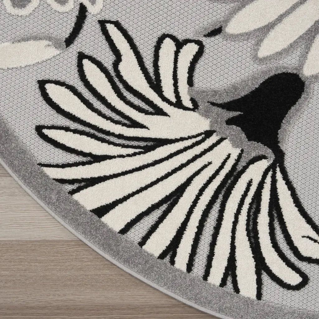 8' Black and White Round Floral Indoor Outdoor Area Rug Homeroots Outdoor