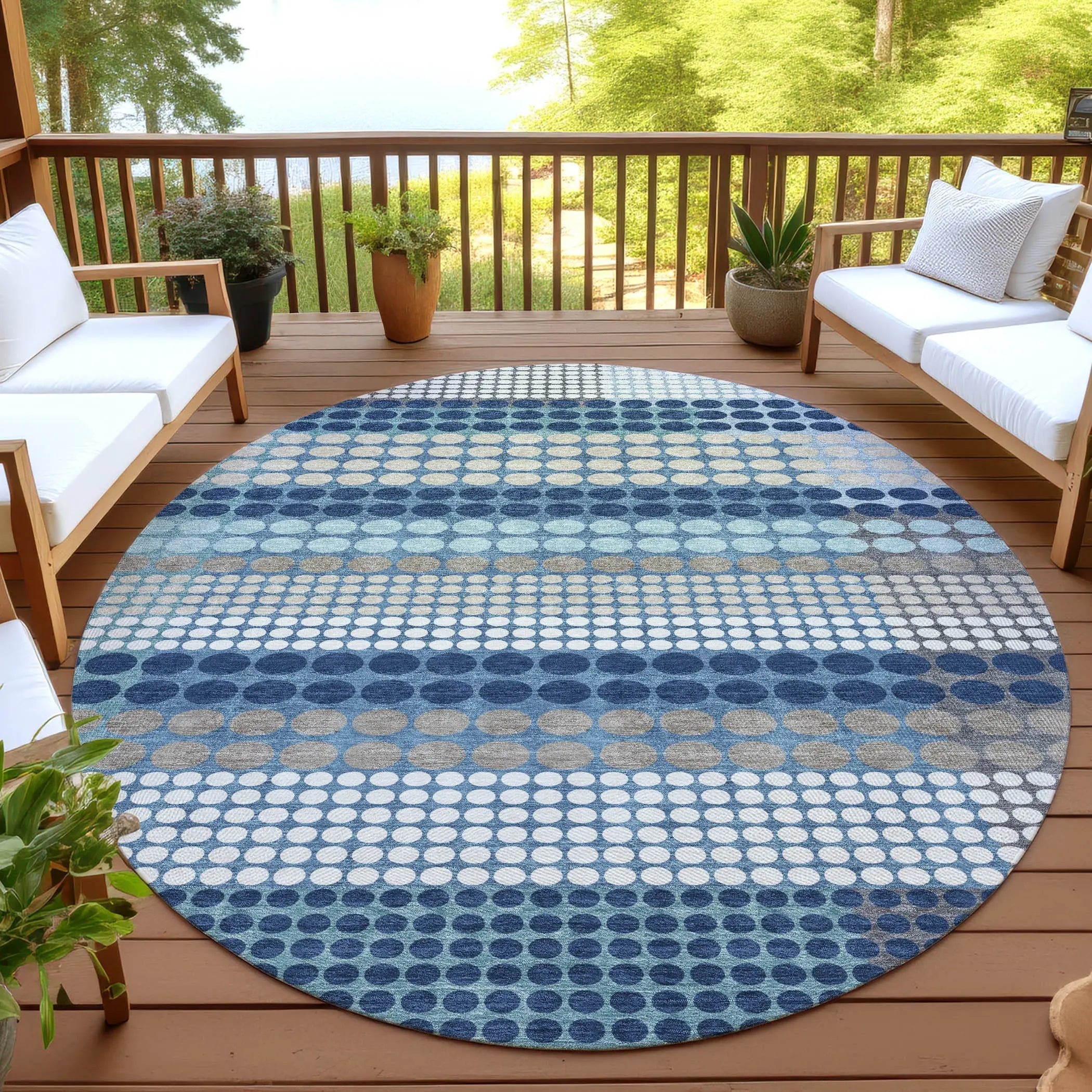 8' Blue And Navy Blue Round Geometric Washable Indoor Outdoor Area Rug Homeroots Outdoor