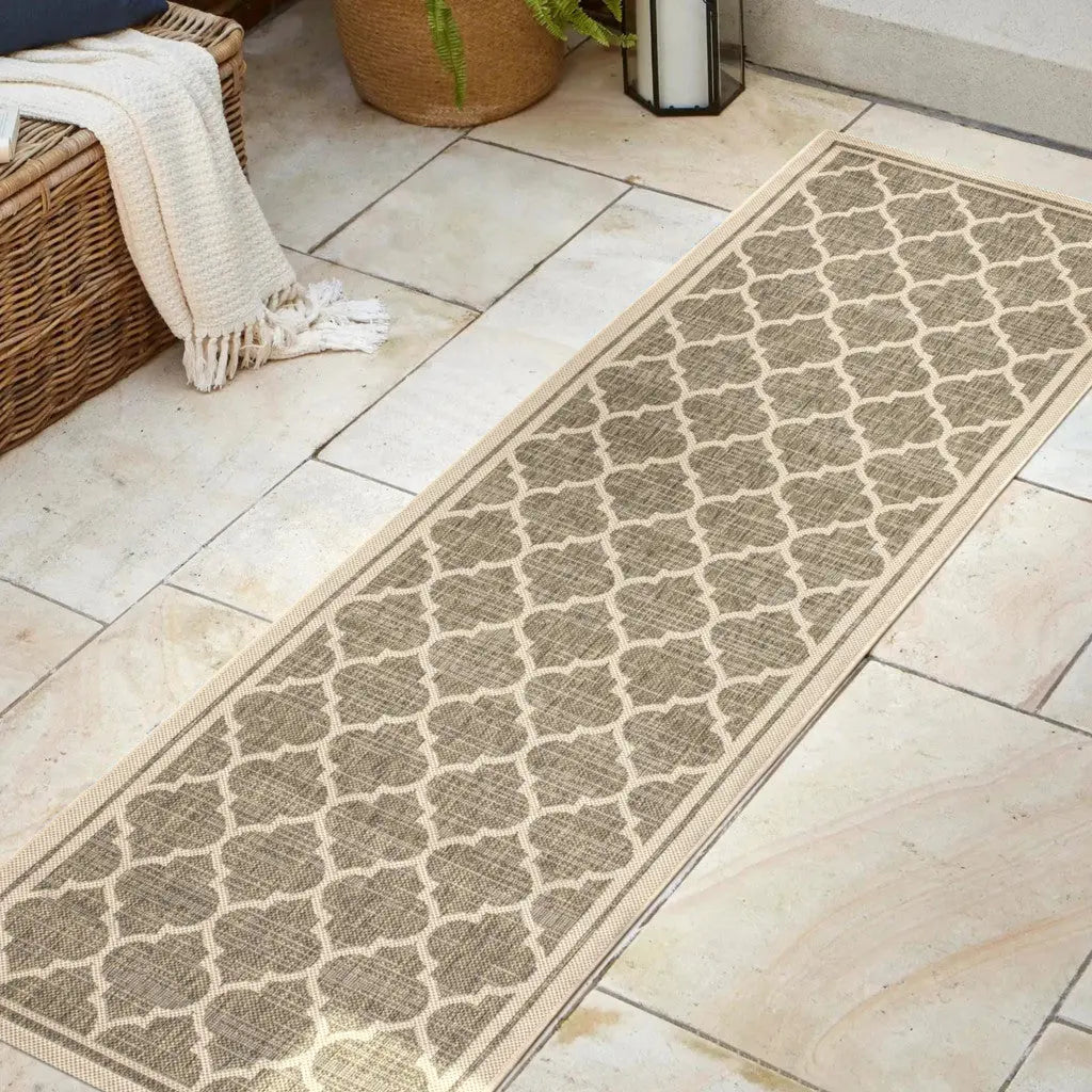 8' Brown And Beige Geometric Indoor Outdoor Runner Rug Homeroots Outdoor