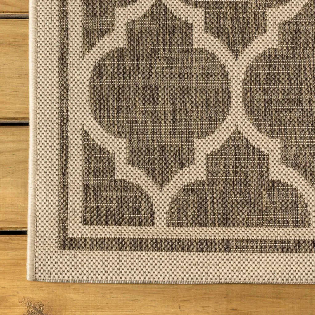 8' Brown And Beige Geometric Indoor Outdoor Runner Rug Homeroots Outdoor