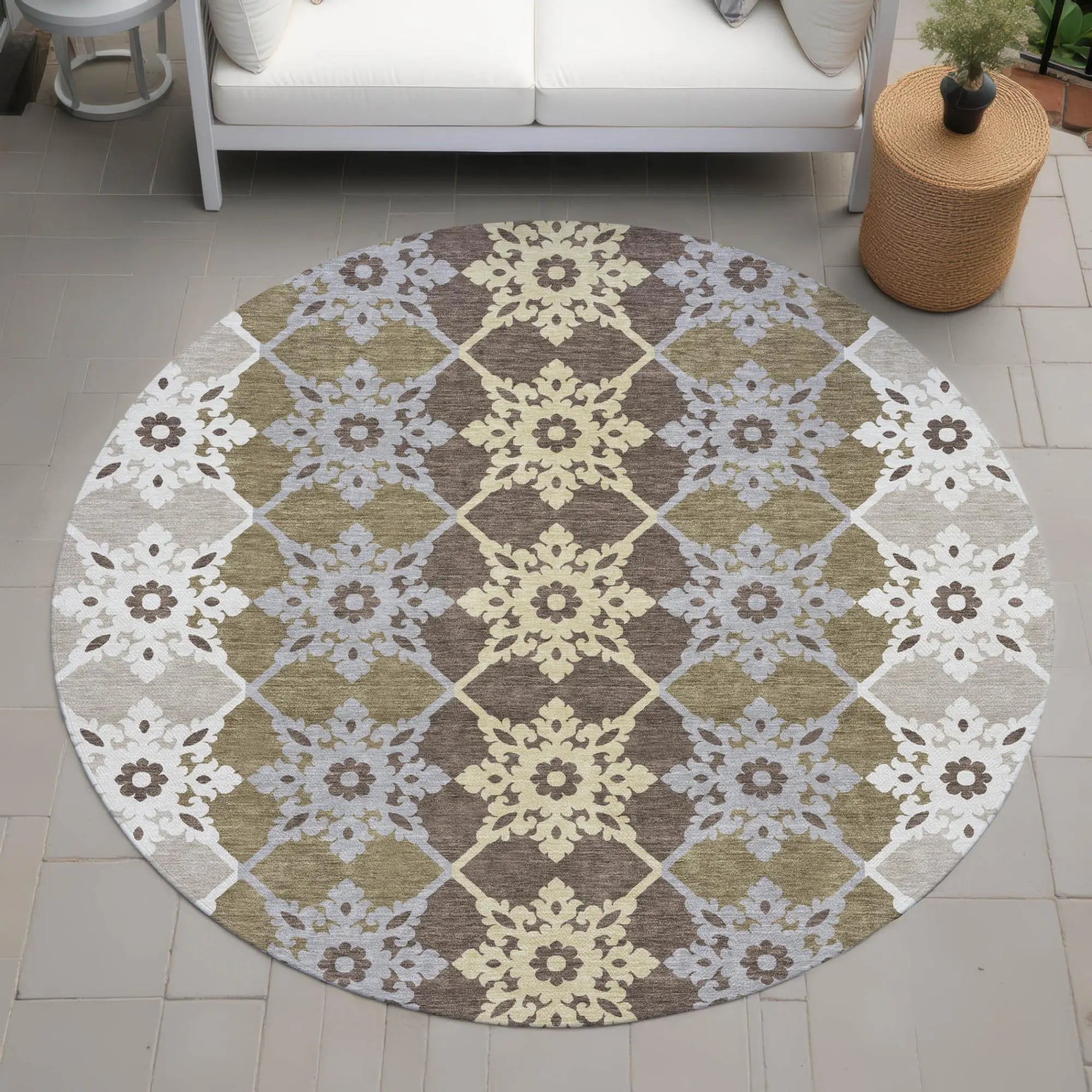 8' Brown And Pewter Round Floral Medallion Washable Indoor Outdoor Area Rug Homeroots Outdoor