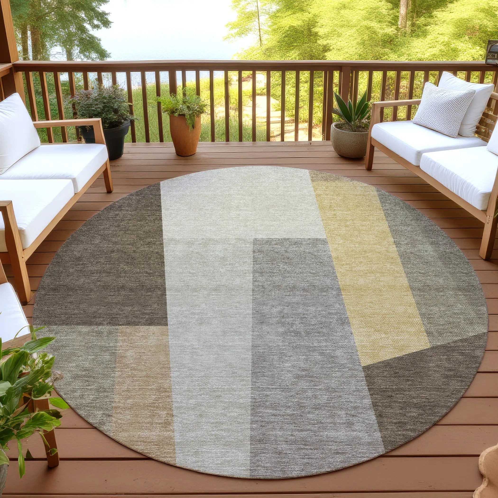 8' Chocolate And Beige Round Geometric Washable Indoor Outdoor Area Rug Homeroots Outdoor