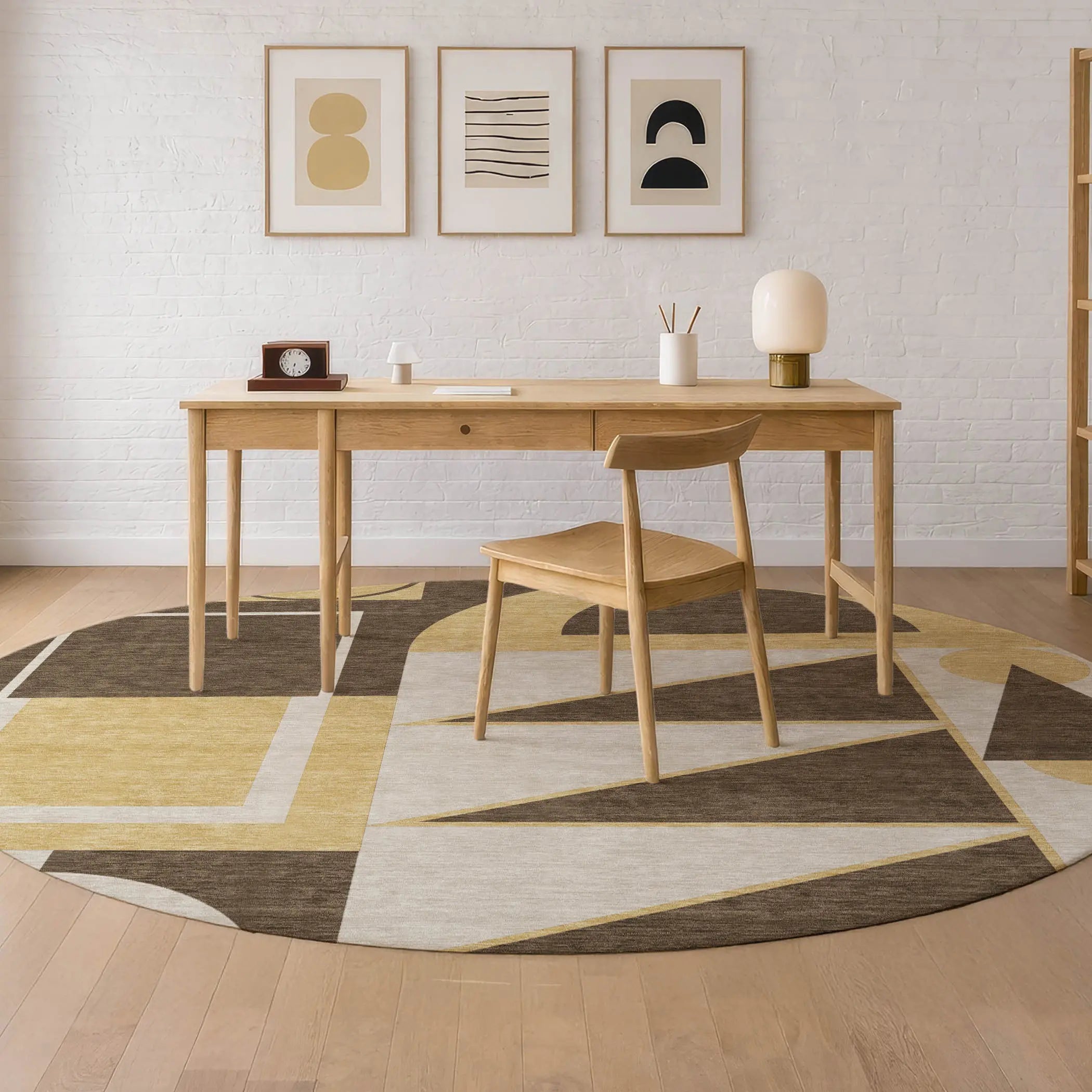 8' Chocolate And Gold Round Geometric Washable Indoor Outdoor Area Rug Homeroots Outdoor