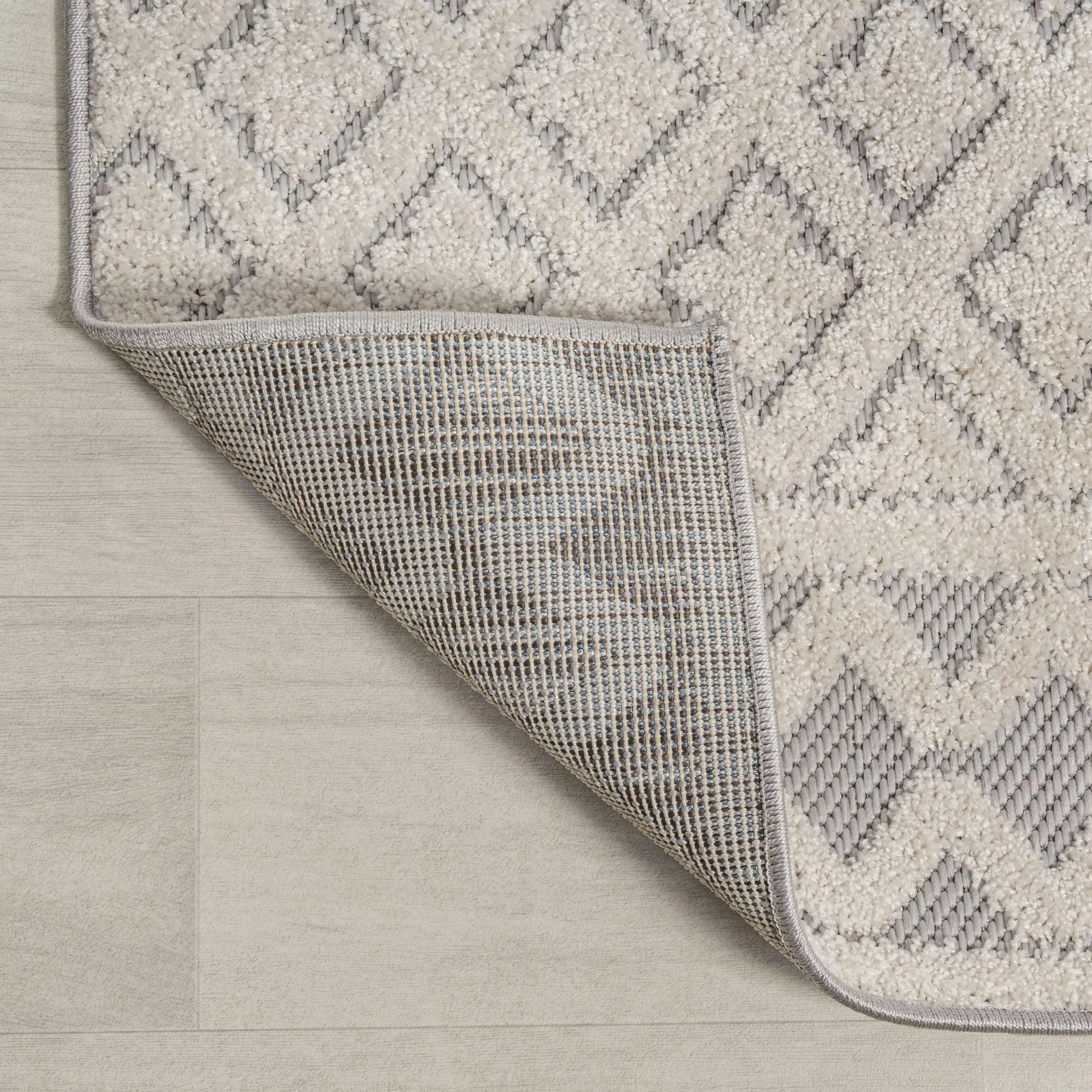 8' Cream And Gray Trellis Indoor Outdoor Runner Rug - GreatEagleInc