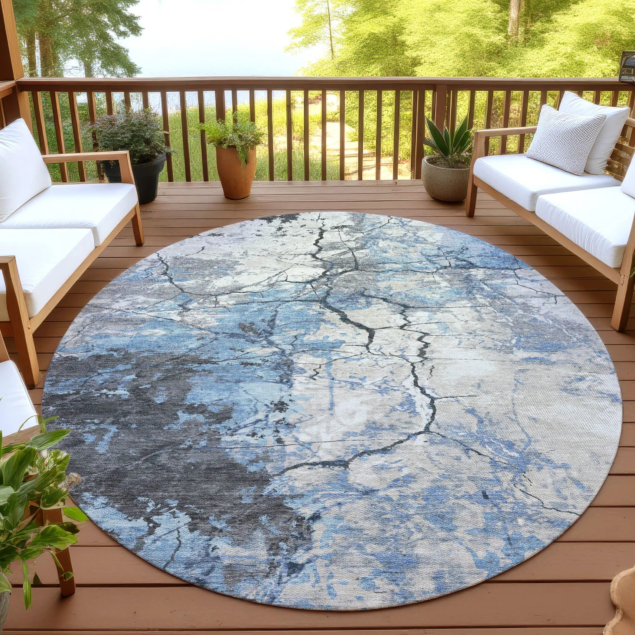 8' Denim Blue And Blue Round Abstract Washable Indoor Outdoor Area Rug Homeroots Outdoor