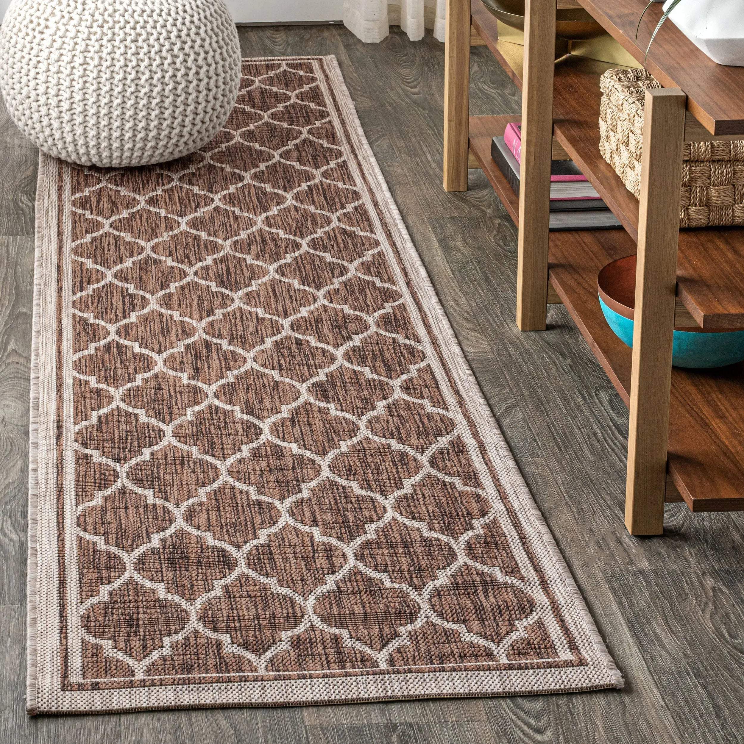 8' Espresso And Taupe Geometric Indoor Outdoor Runner Rug Homeroots Outdoor