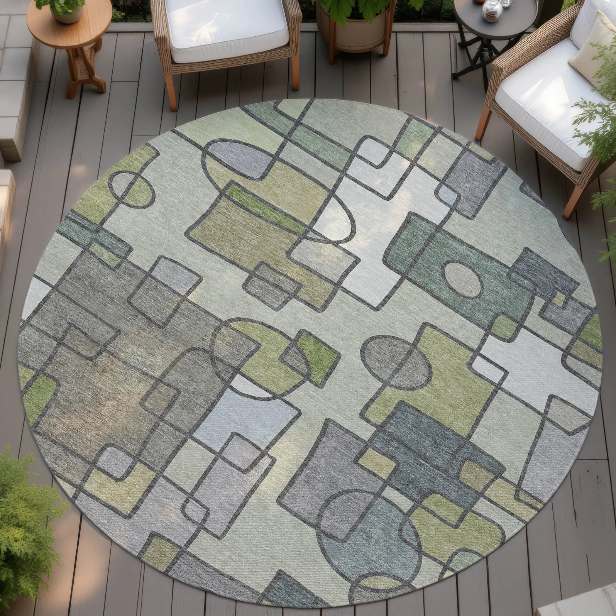 8' Fern Green And Green Round Geometric Washable Indoor Outdoor Area Rug Homeroots Outdoor