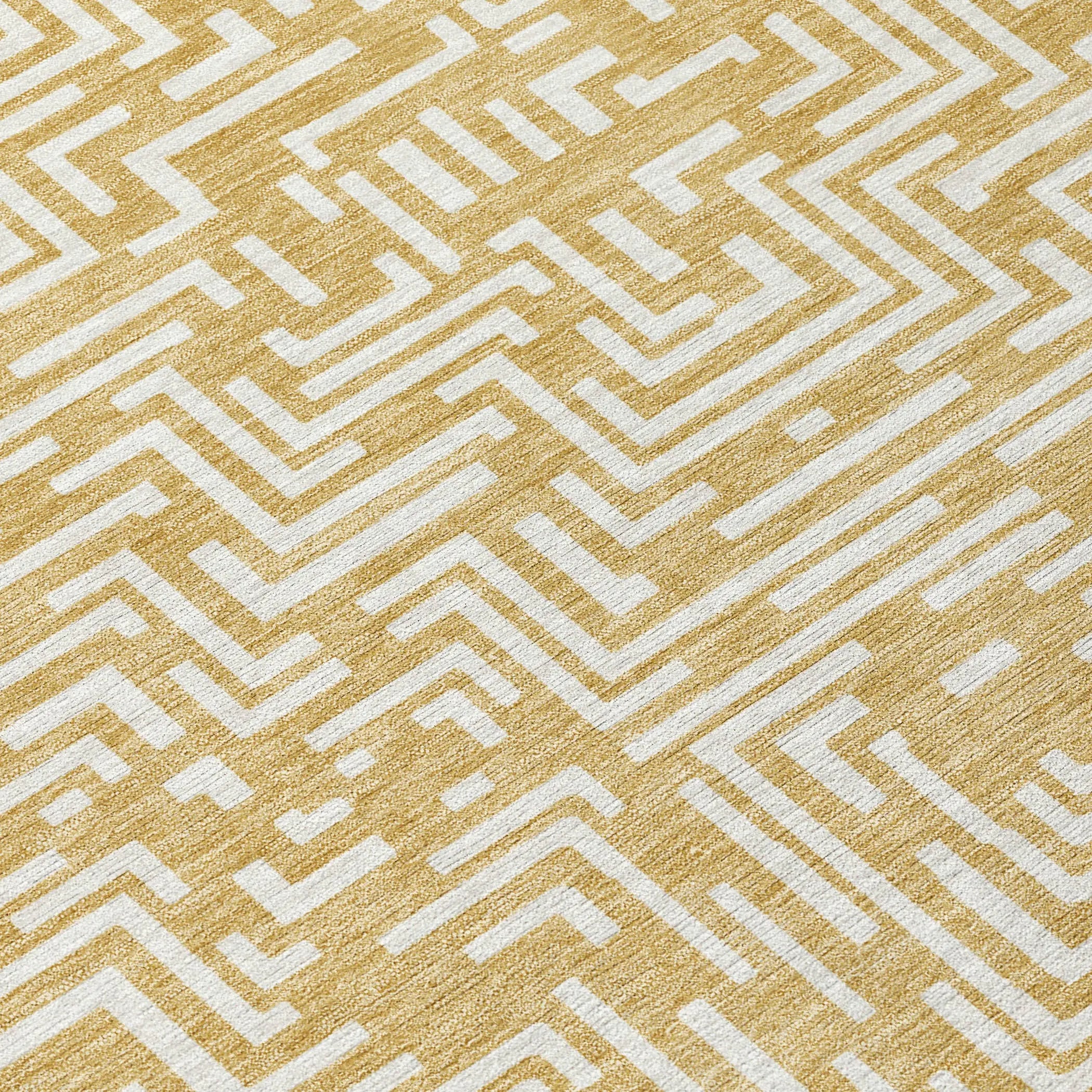 8' Gold And Brown Round Geometric Washable Indoor Outdoor Area Rug Homeroots Outdoor