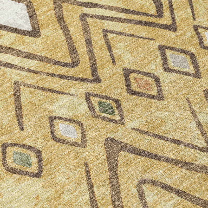 8' Gold And Green Round Geometric Washable Indoor Outdoor Area Rug Homeroots Outdoor