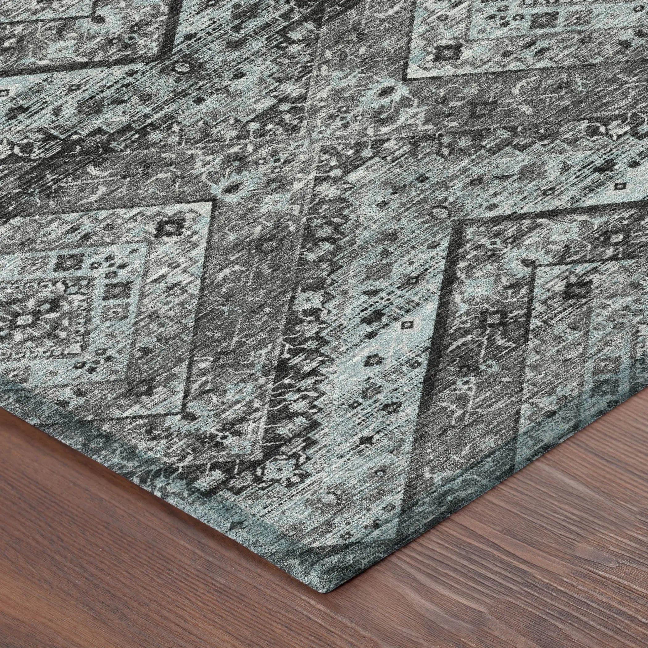 8' Gray And Brown Round Tribal Washable Indoor Outdoor Area Rug Homeroots Outdoor