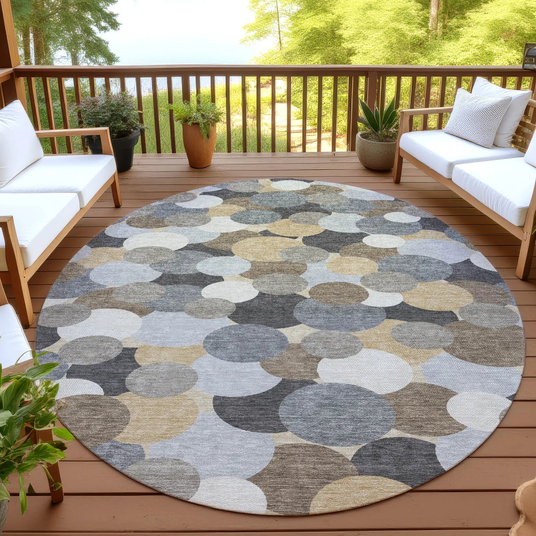8' Gray And Chocolate Round Geometric Washable Indoor Outdoor Area Rug Homeroots Outdoor