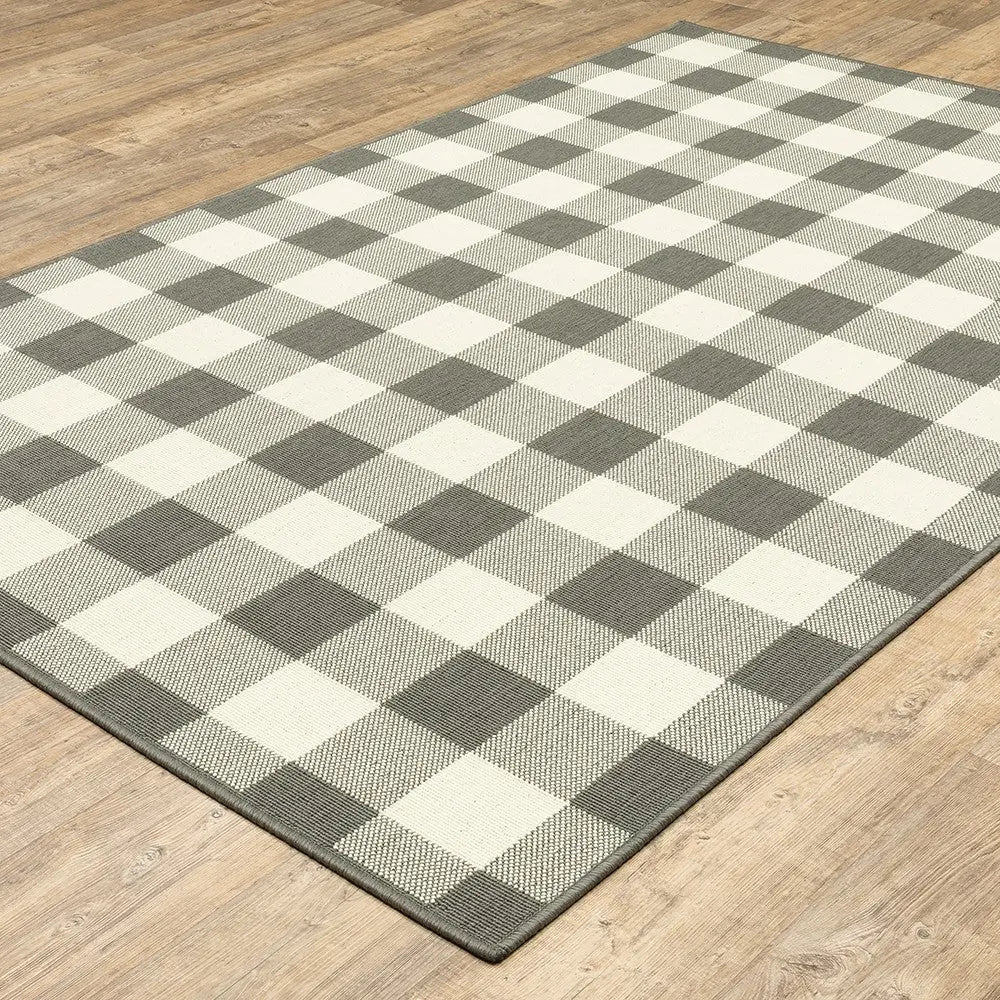8' Gray And Ivory Indoor Outdoor Runner Rug Homeroots Outdoor