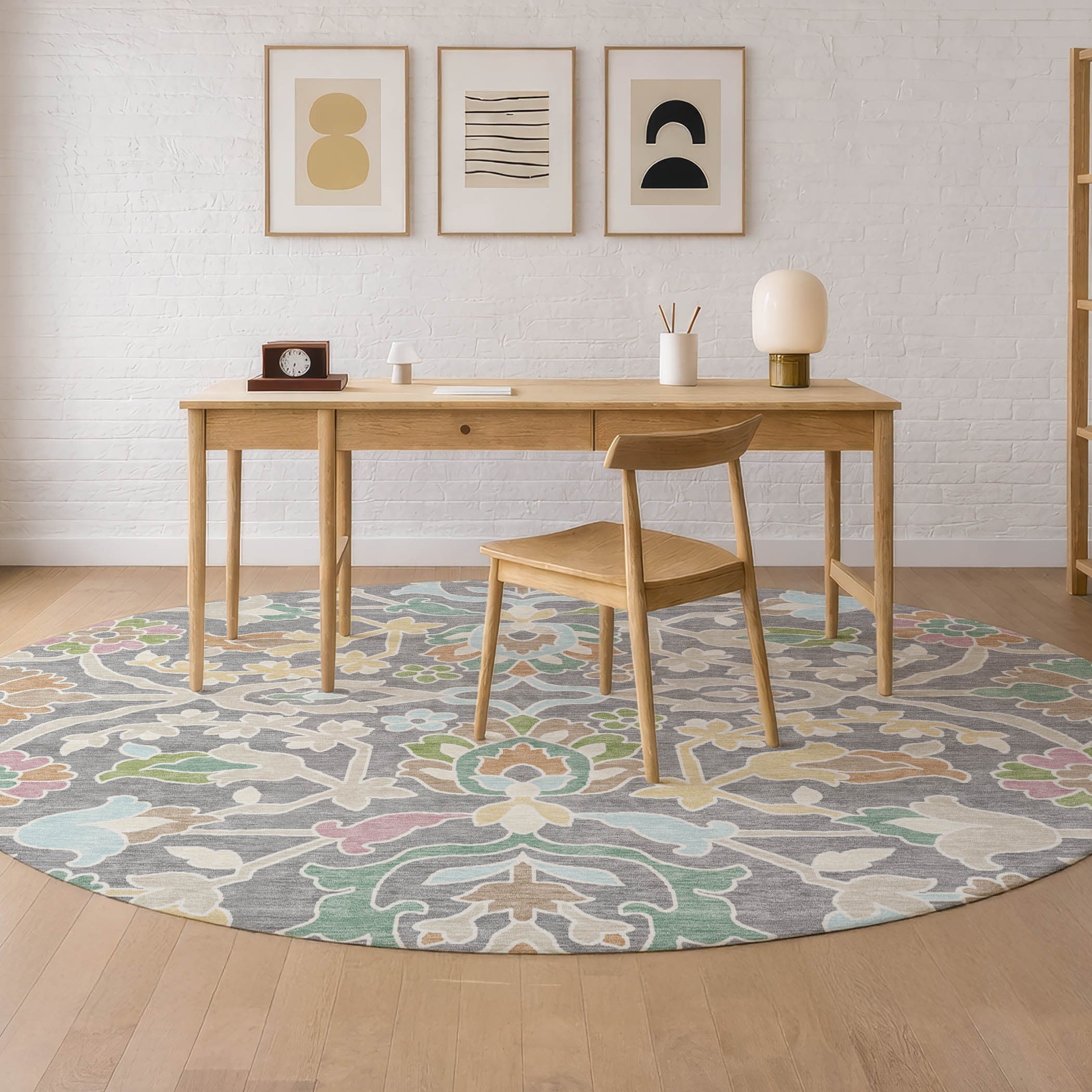 8' Gray And Silver Round Floral Washable Indoor Outdoor Area Rug Homeroots Outdoor