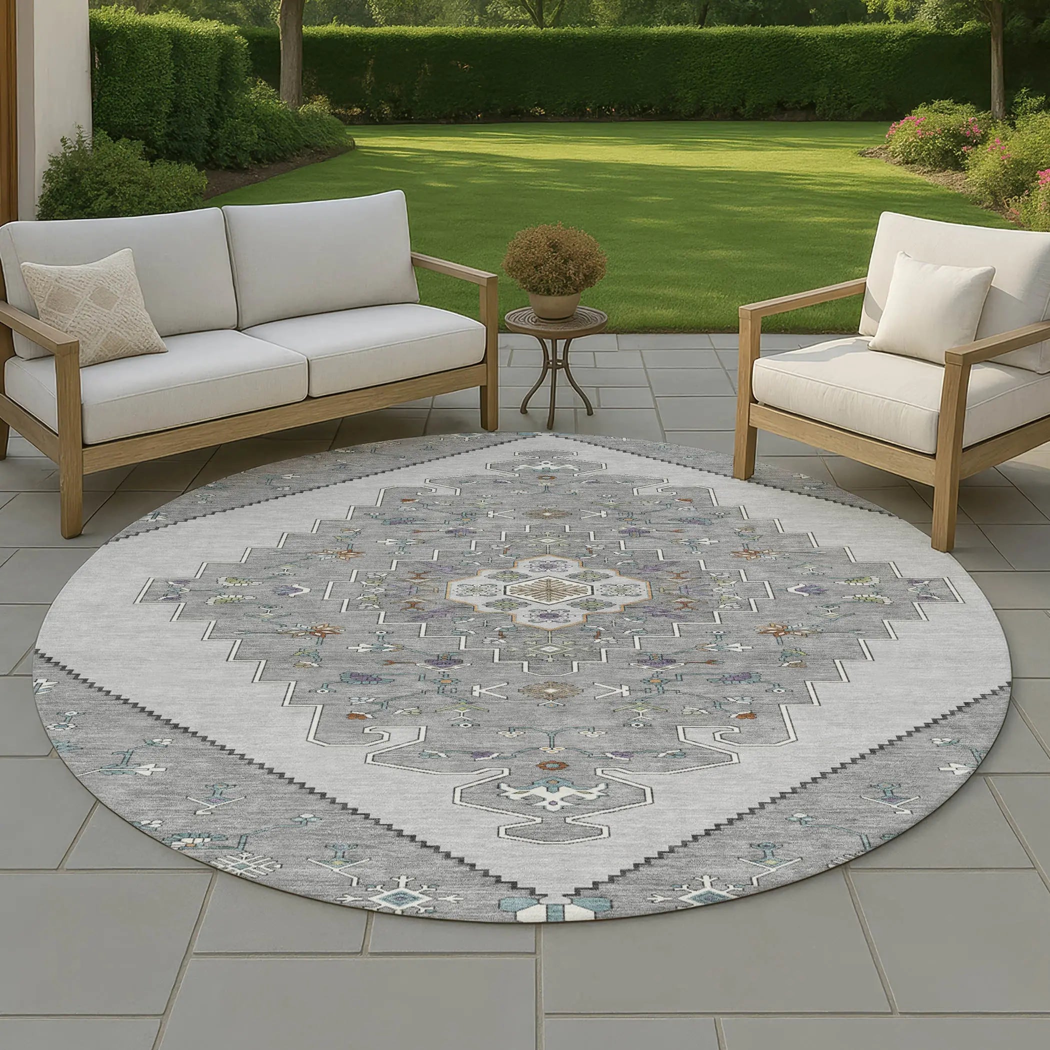 8' Gray And Silver Round Geometric Washable Indoor Outdoor Area Rug Homeroots Outdoor