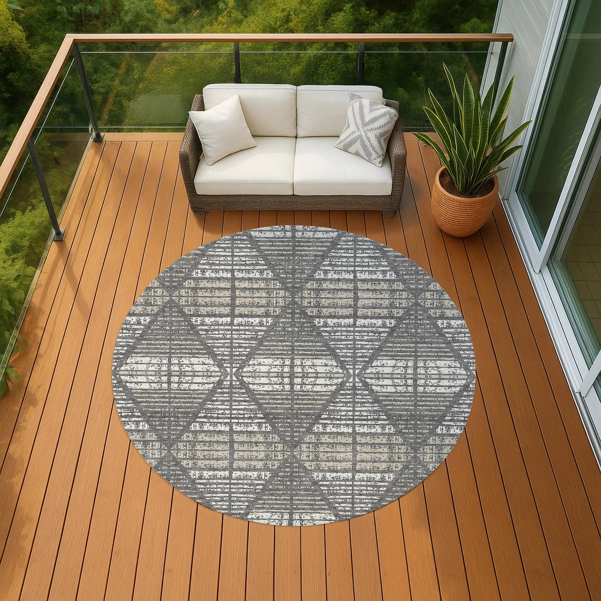 8' Gray And Taupe Round Geometric Washable Indoor Outdoor Area Rug Homeroots Outdoor