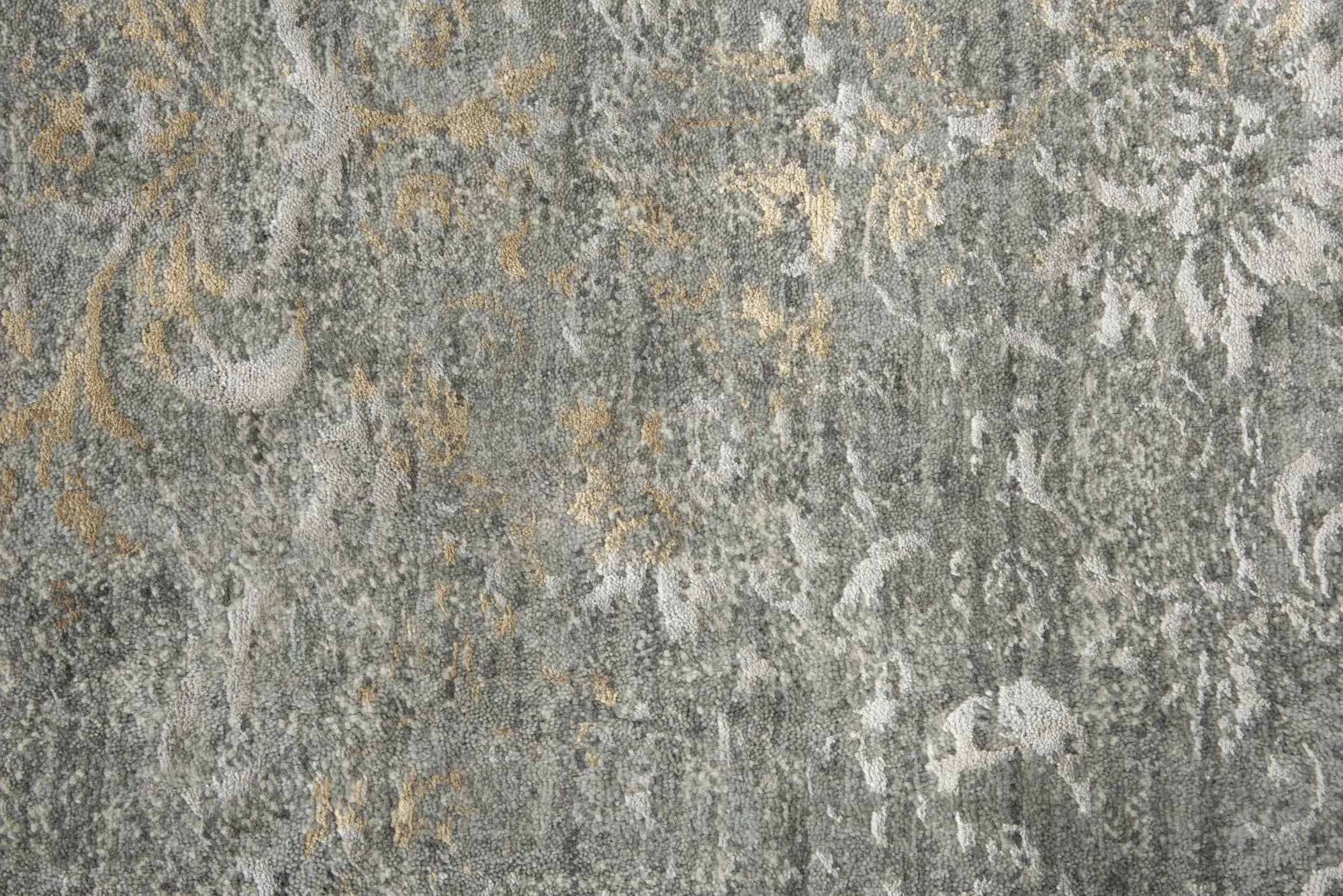 8' Gray Beige And Ivory New Zealand Lambs Wool Oriental Hand Carved Handmade Area Rug Homeroots Home Decor