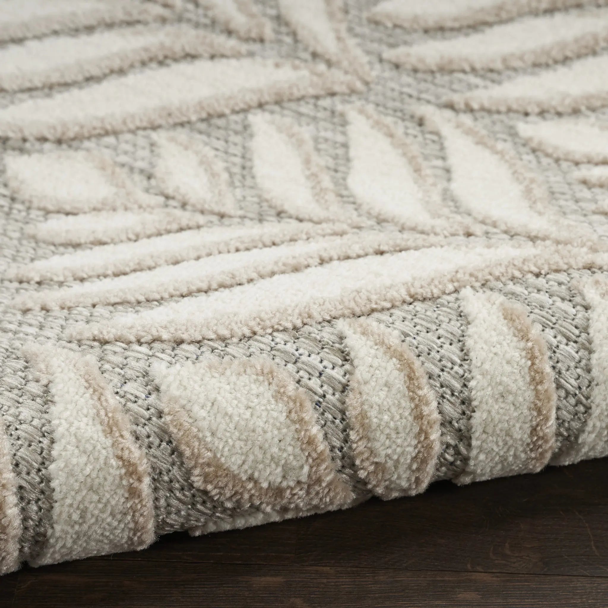 8' Gray and Ivory Round Floral Indoor Outdoor Area Rug Homeroots Outdoor