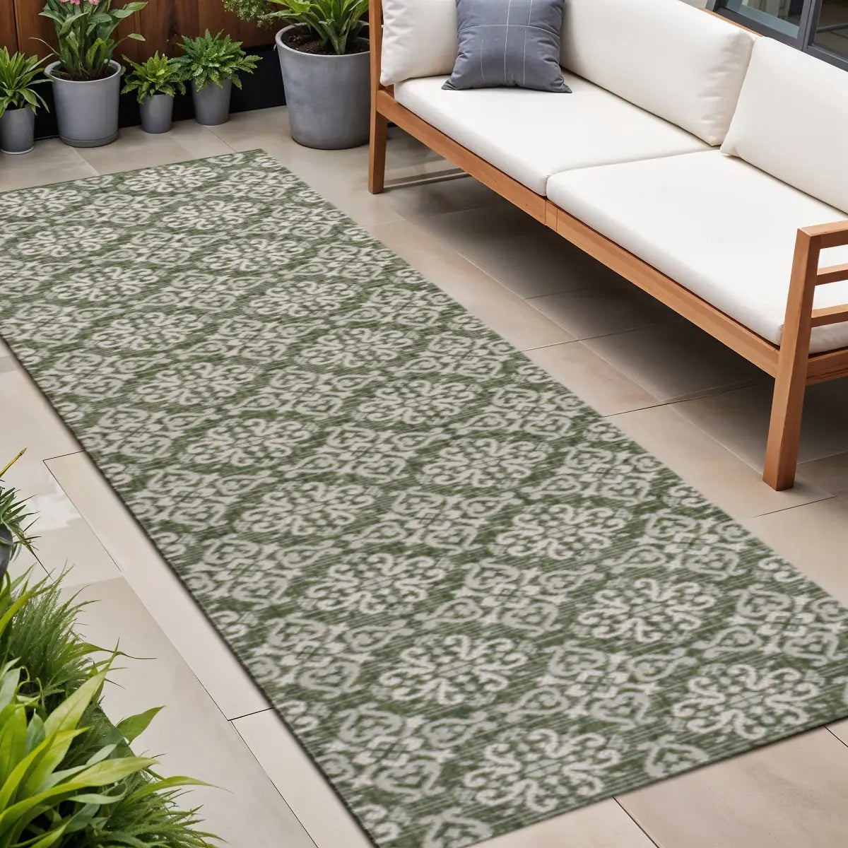 8' Green And Cream Floral Indoor Outdoor Runner Rug Homeroots Outdoor