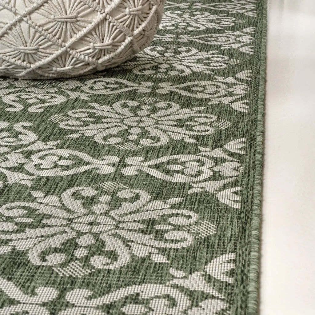 8' Green And Cream Floral Indoor Outdoor Runner Rug Homeroots Outdoor