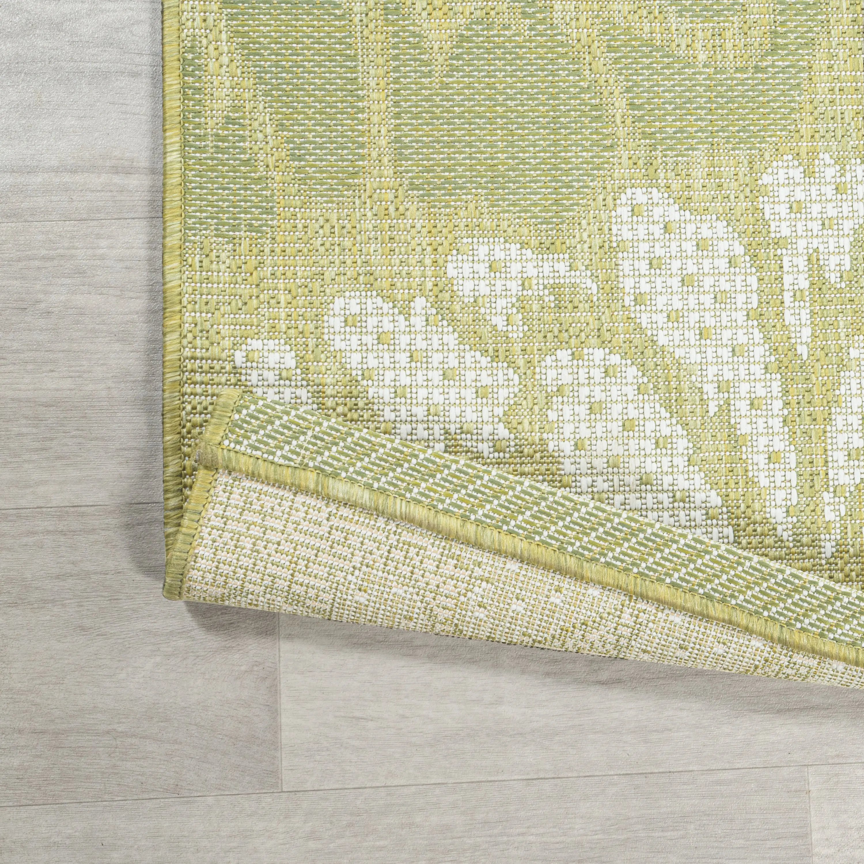 8' Green And Cream Floral Indoor Outdoor Runner Rug Homeroots Outdoor