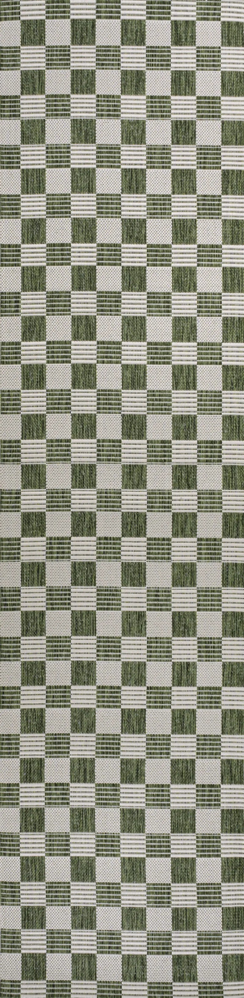8' Green And Cream Geometric Indoor Outdoor Runner Rug Homeroots Outdoor