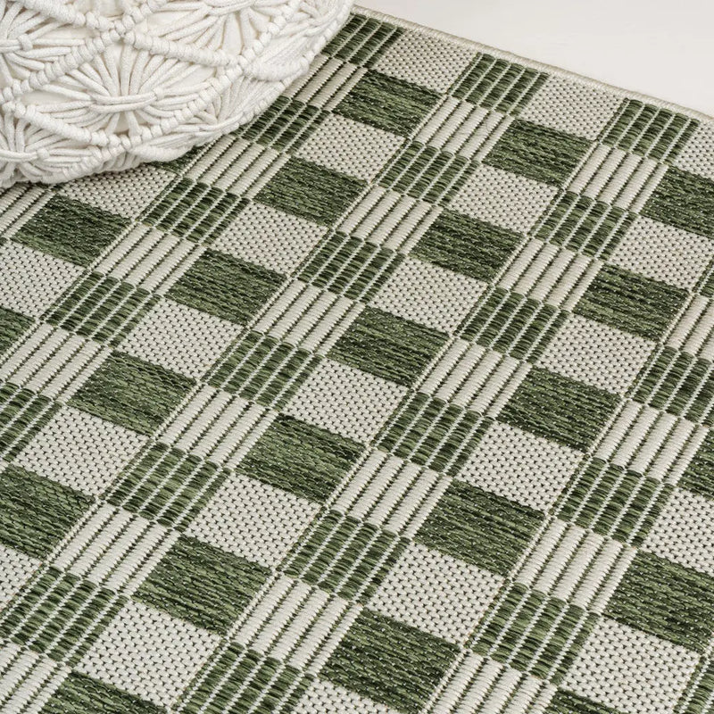 8' Green And Cream Geometric Indoor Outdoor Runner Rug Homeroots Outdoor