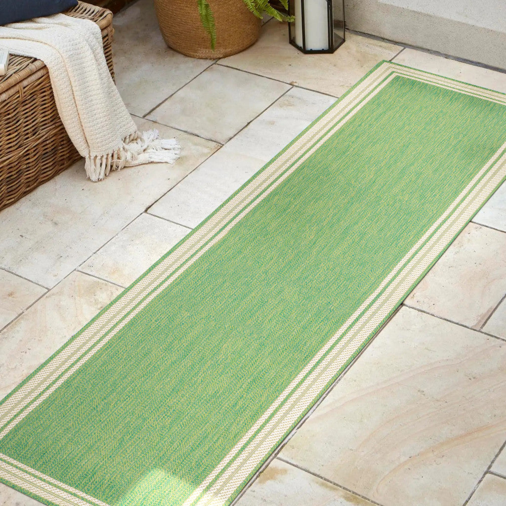 8' Green And Cream Indoor Outdoor Runner Rug - GreatEagleInc