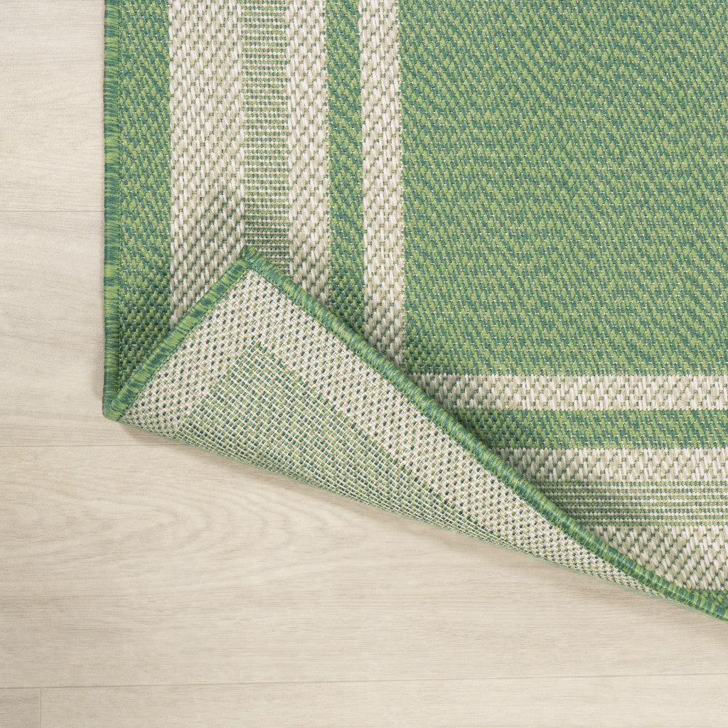 8' Green And Cream Indoor Outdoor Runner Rug - GreatEagleInc