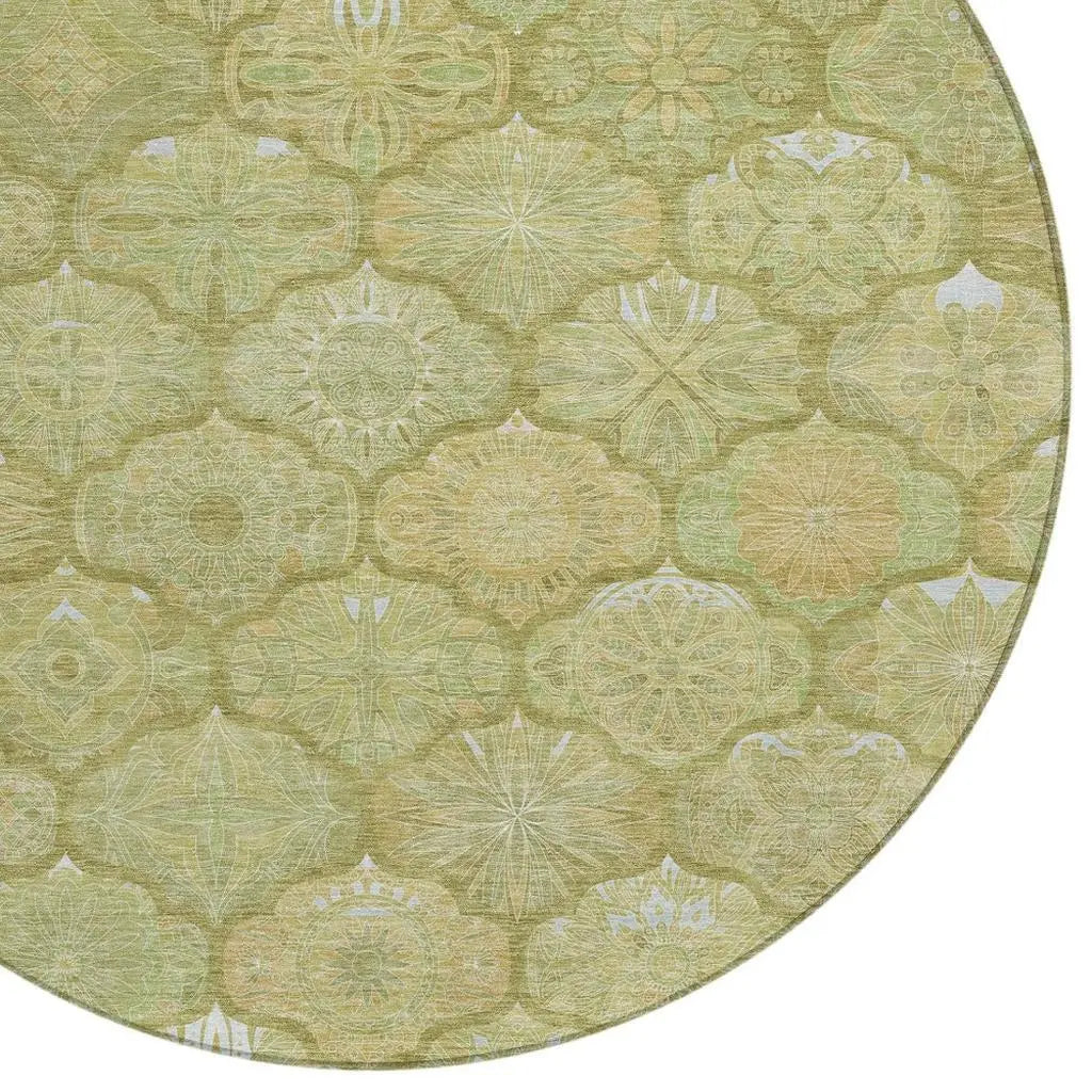 8' Green And Gold Round Ogee Washable Indoor Outdoor Area Rug Homeroots Outdoor