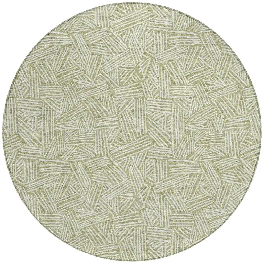 8' Green And Ivory Round Geometric Washable Indoor Outdoor Area Rug Homeroots Outdoor