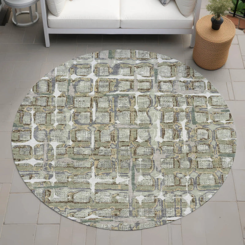 8' Green And Khaki Round Geometric Washable Indoor Outdoor Area Rug Homeroots Outdoor