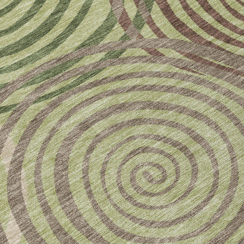 8' Green And Olive Green Round Geometric Washable Indoor Outdoor Area Rug Homeroots Outdoor
