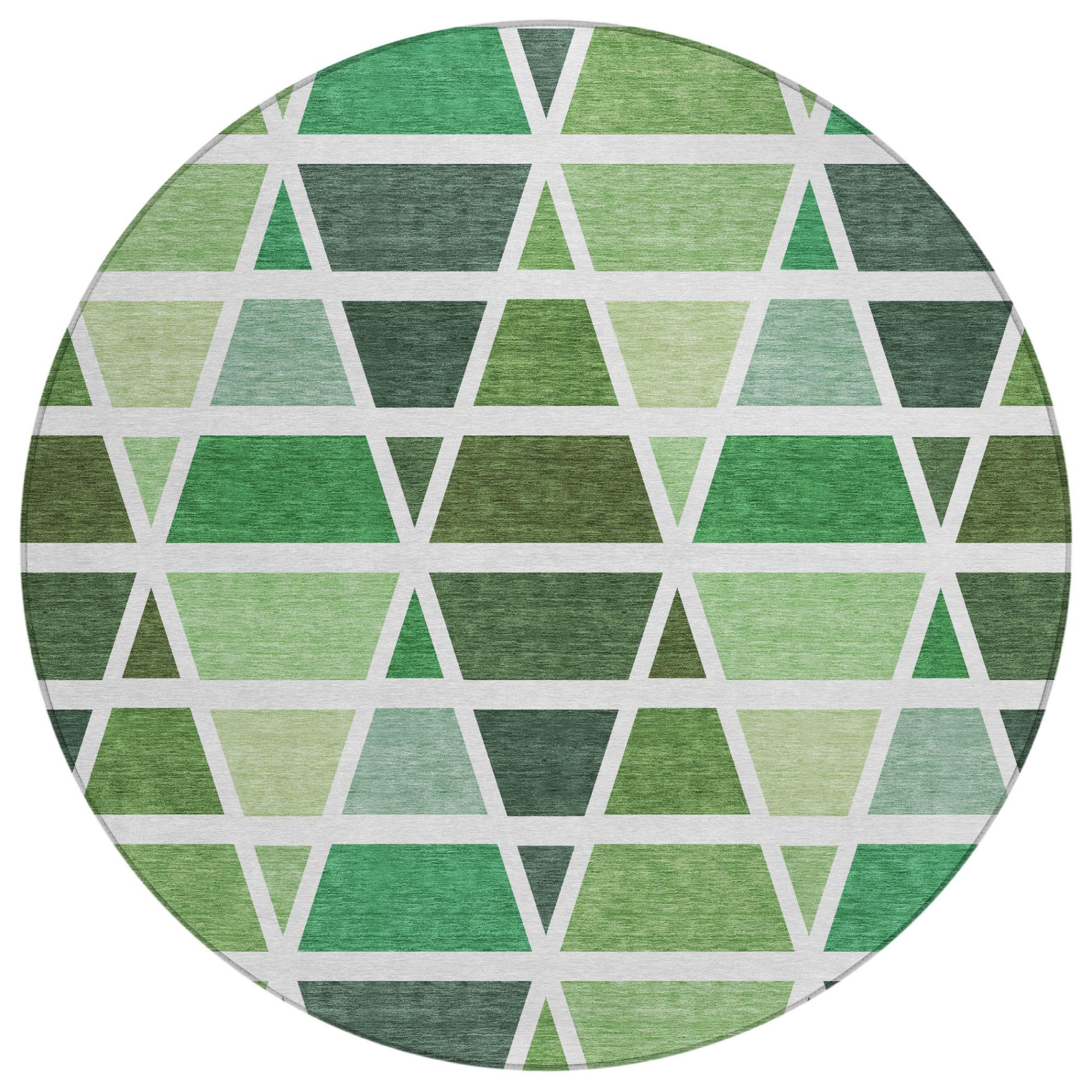 8' Green And White Round Geometric Washable Indoor Outdoor Area Rug Homeroots Outdoor