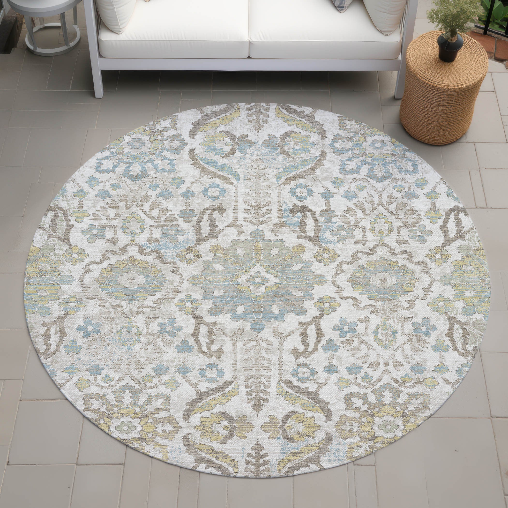 8' Ivory And Beige Round Damask Washable Indoor Outdoor Area Rug Homeroots Outdoor