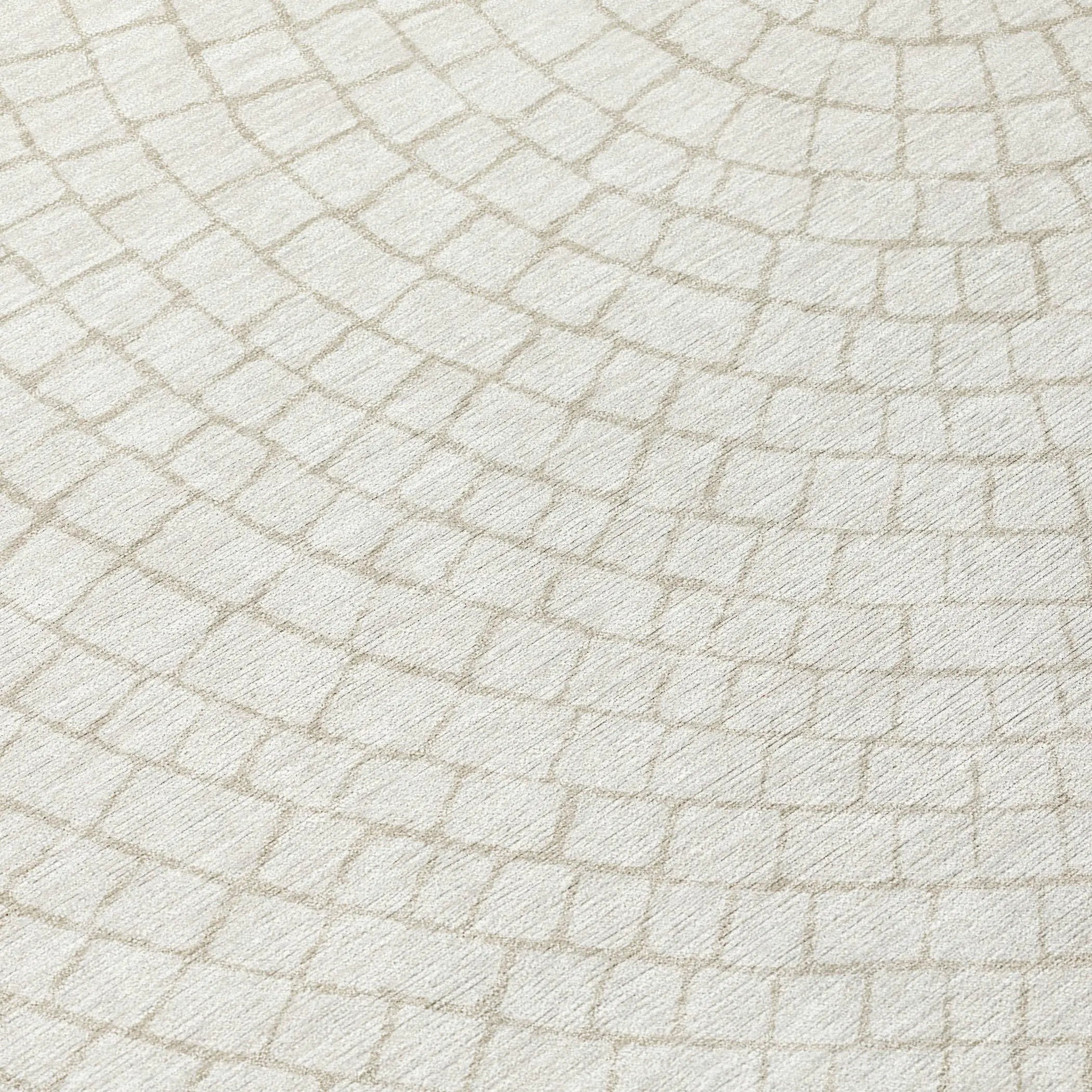 8' Ivory And Beige Round Geometric Washable Indoor Outdoor Area Rug Homeroots Outdoor