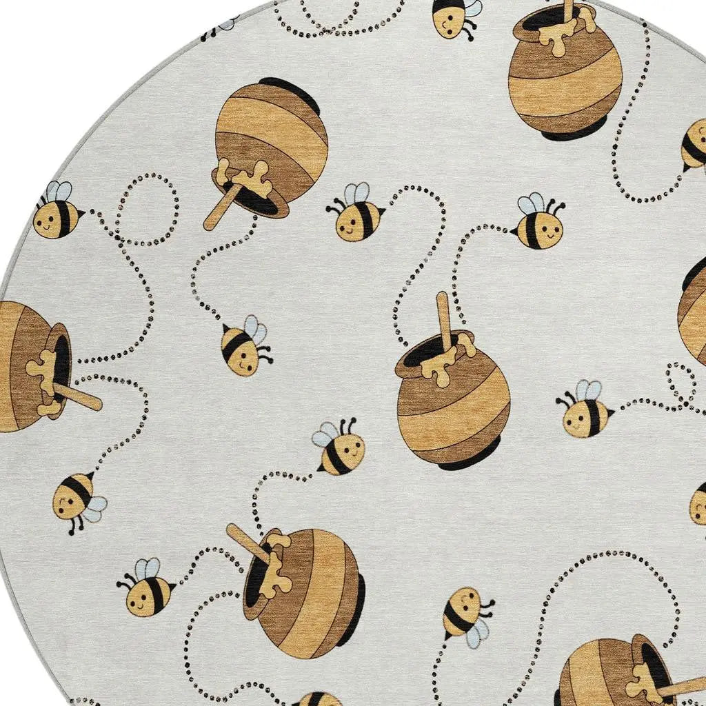 8' Ivory And Beige Round Geometric Washable Indoor Outdoor Area Rug Homeroots Outdoor