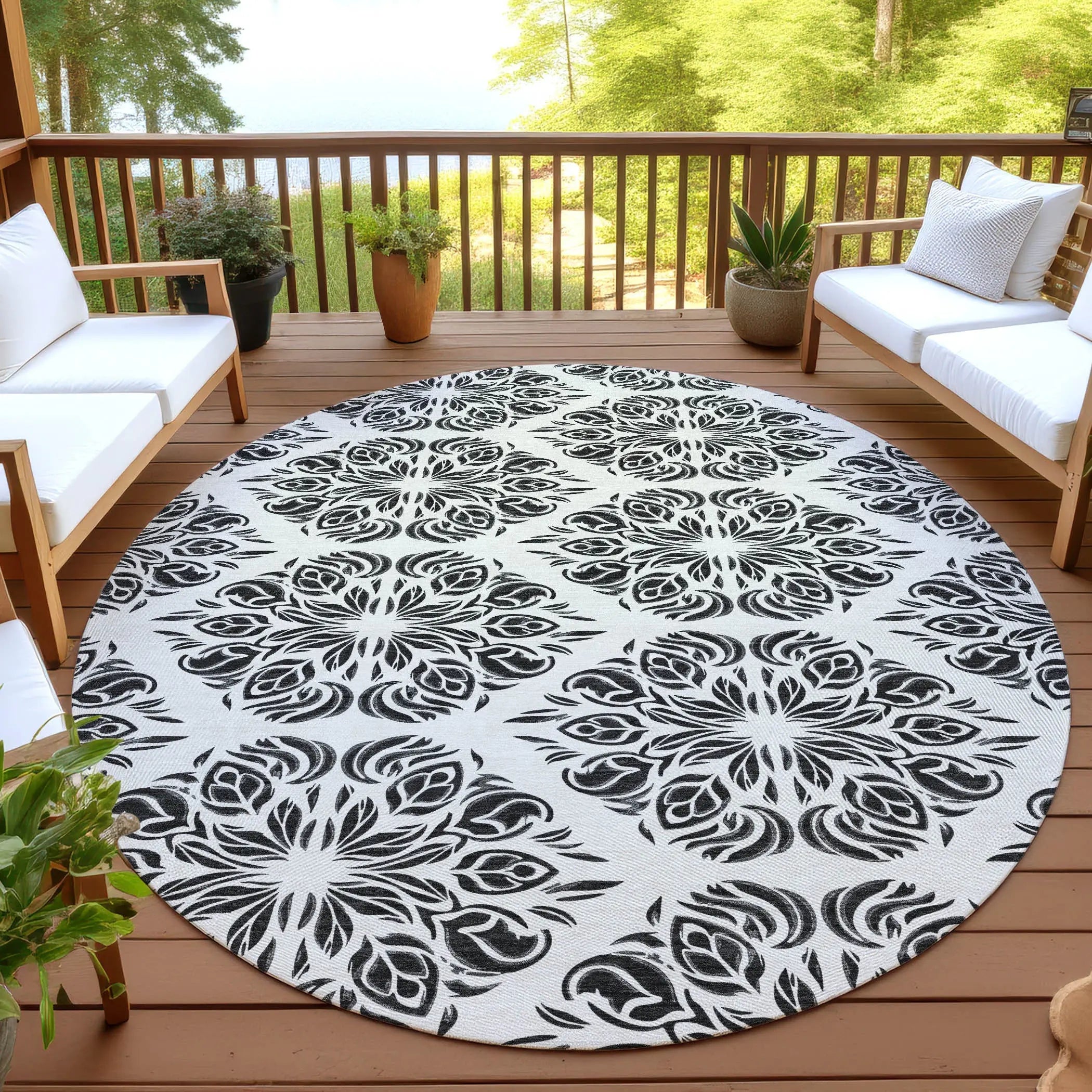 8' Ivory And Black Round Damask Washable Indoor Outdoor Area Rug Homeroots Outdoor