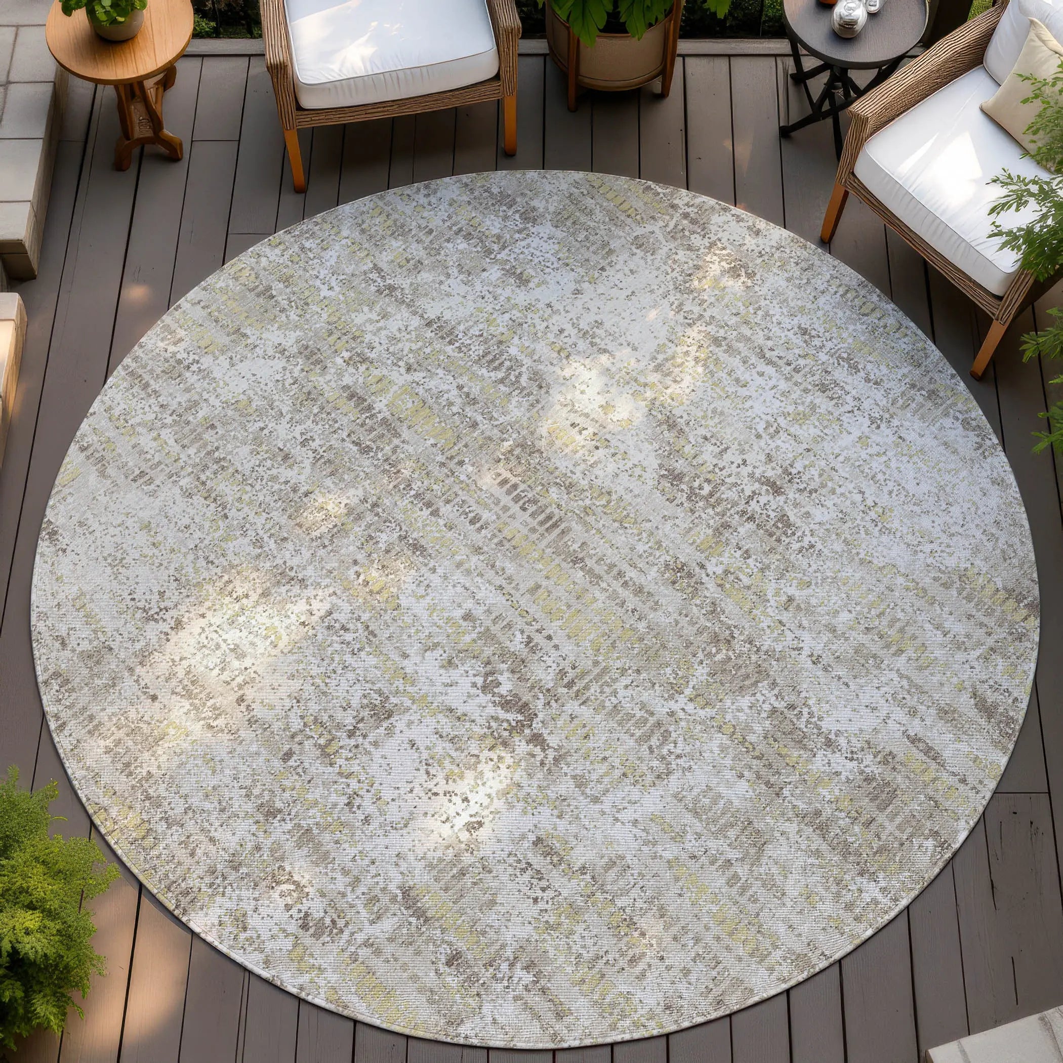 8' Ivory And Blue Round Abstract Washable Indoor Outdoor Area Rug Homeroots Outdoor