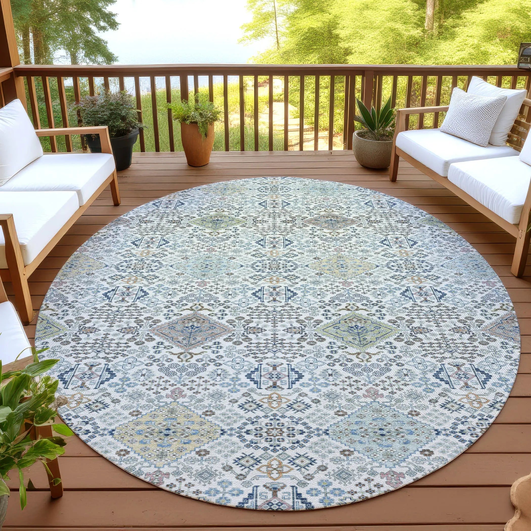 8' Ivory And Blue Round Oriental Washable Indoor Outdoor Area Rug Homeroots Outdoor