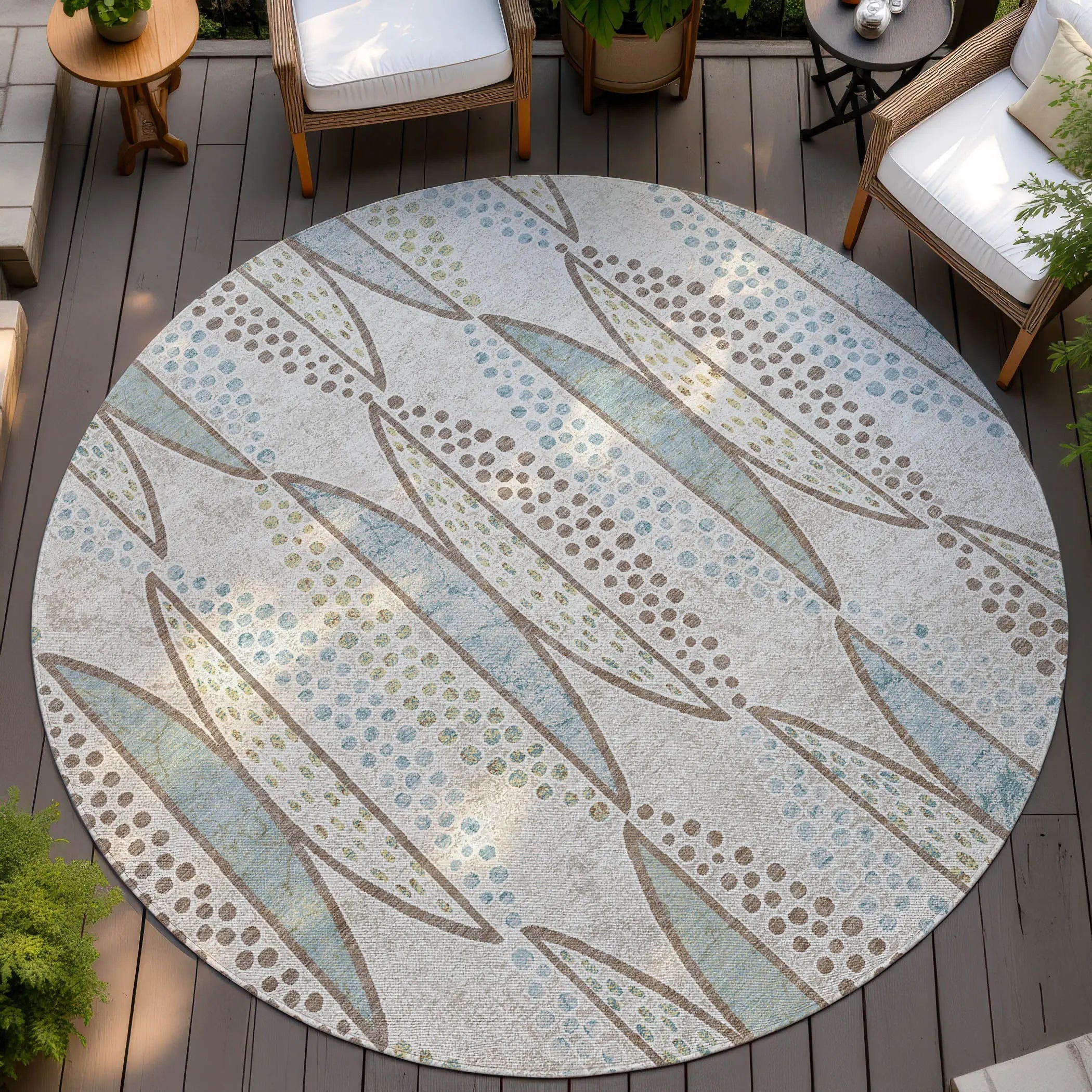 8' Ivory And Brown Round Geometric Washable Indoor Outdoor Area Rug Homeroots Outdoor